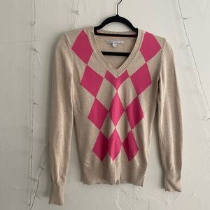 PINK AND TAN ARGYLE SWEATER📚